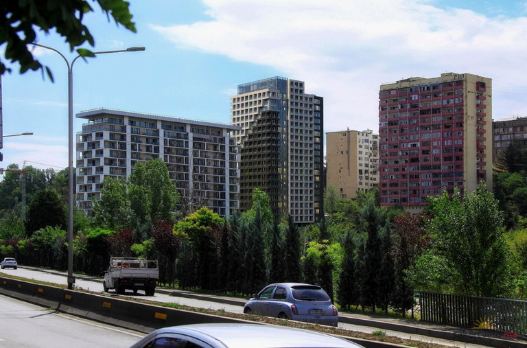 Structura Vake Tower