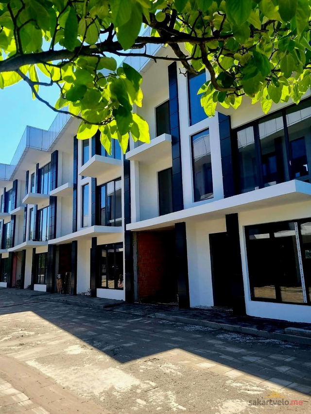 Parkside Villas